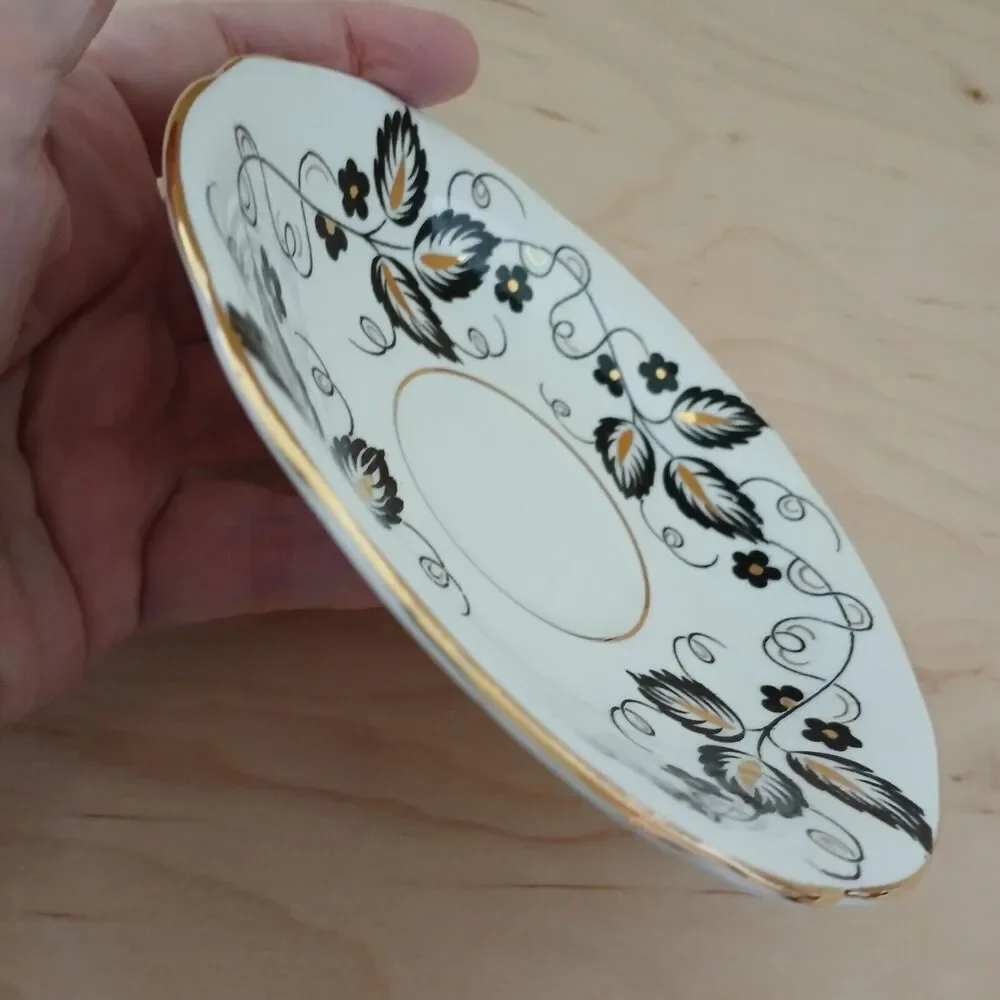 Unbranded beautiful teacup